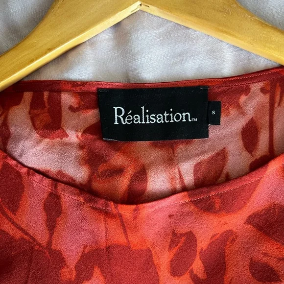 Realisation Par Red Floral Long-Sleeve Sheath Dress - Picture 5 of 7